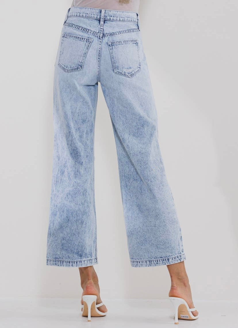 Light Wash Distressed Jeans
