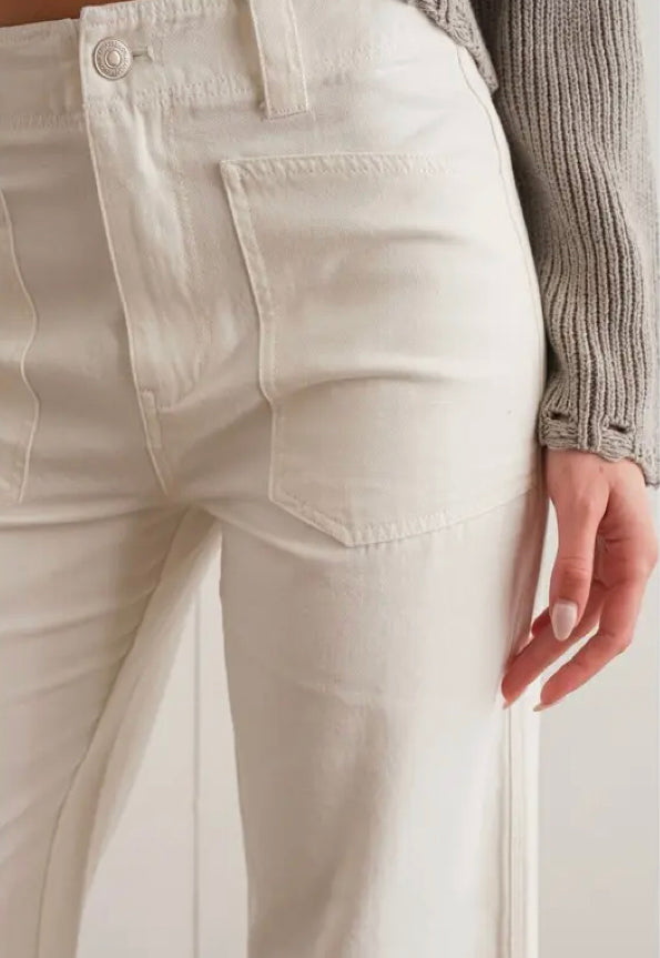 Wide Leg Jean With Front Pockets