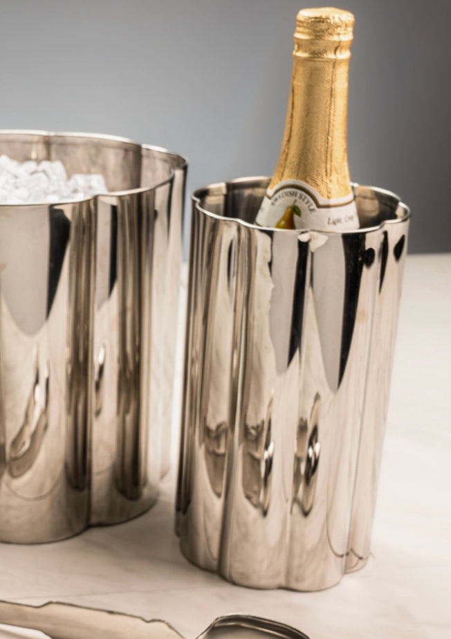 Stainless Steele Grooved Bottle Holder