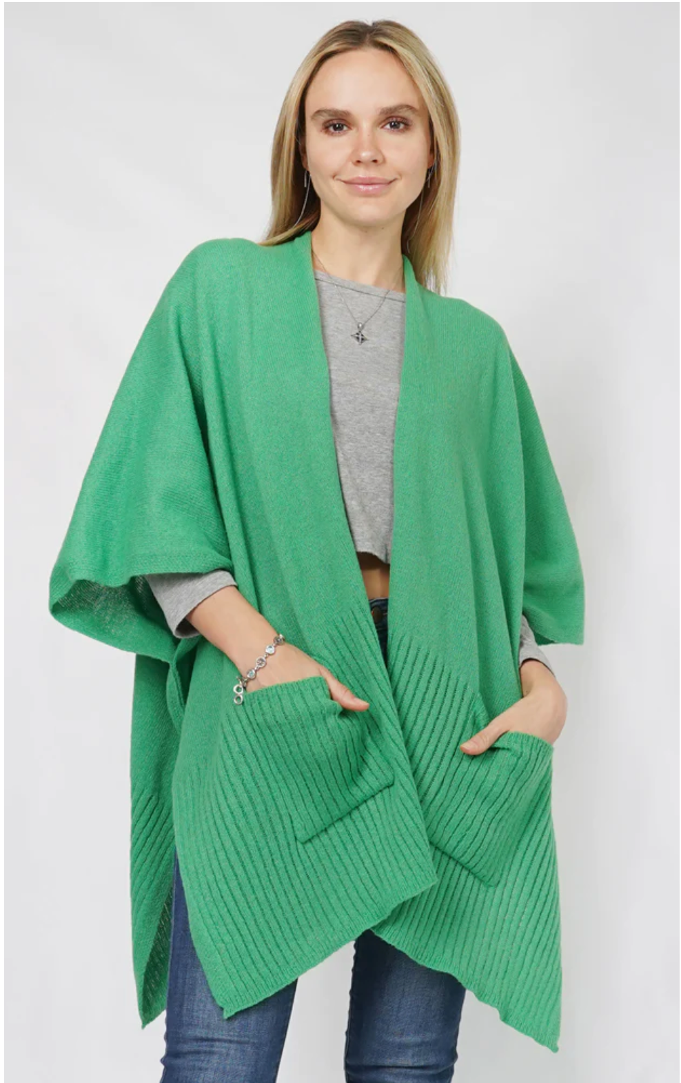 SOLID KNIT SHAWL W/POCKET