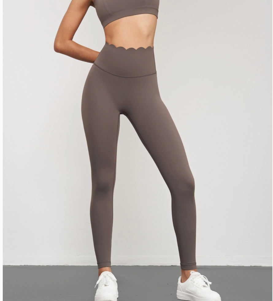 Scallop High Waist Leggings